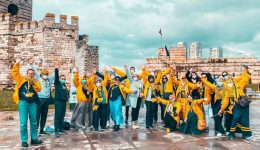 hpttourtravel-Tembok-Konstantinopel