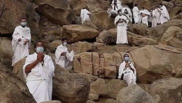 hpttourtravel-tiba-di-arafah-006