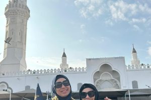 hpttourtravel-umroh-akhir-tahun-2022_02