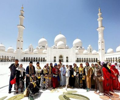 hpttourtravel-Masjid-Agung-Sheikh-Zayed
